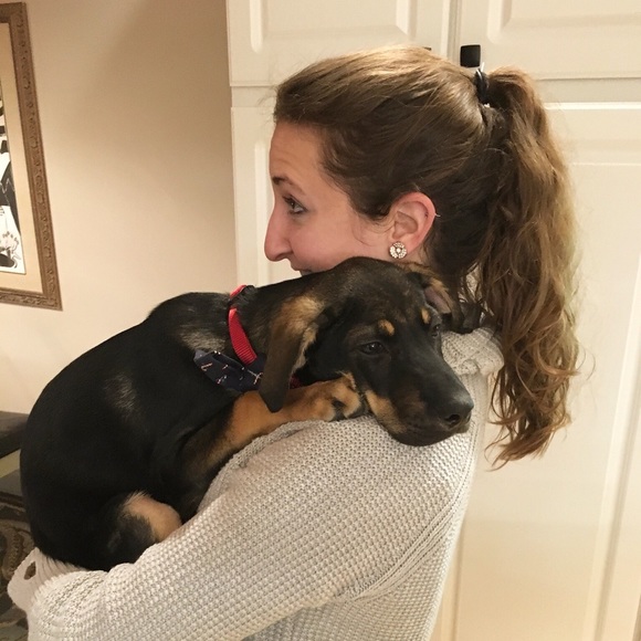 Meet your Posher, Nicole! - Picture 3 of 8